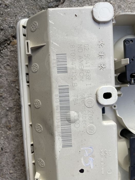 Plafoniera Audi A4 A5 B8 fata / spate Trapa