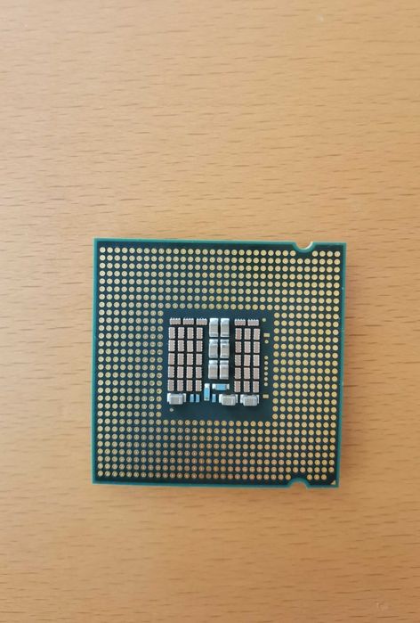 Продавам процесор-Intel® Core™2 Quad Processor Q9550