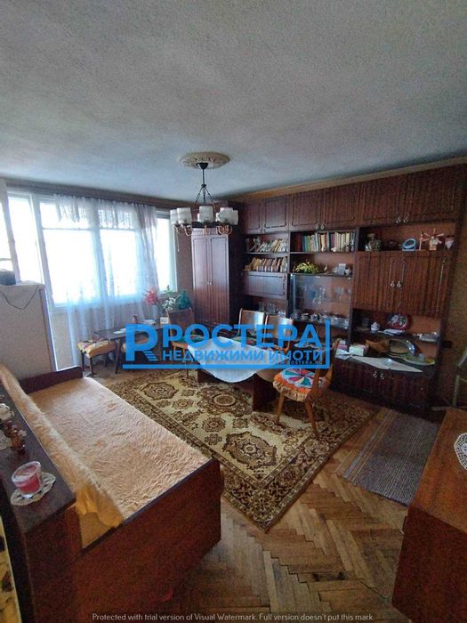 Район Пазара!!! Четиристаен Тухлен Апартамент!!! Етаж Трети!!!