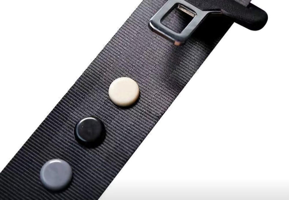 Кнопка ремня безопасности