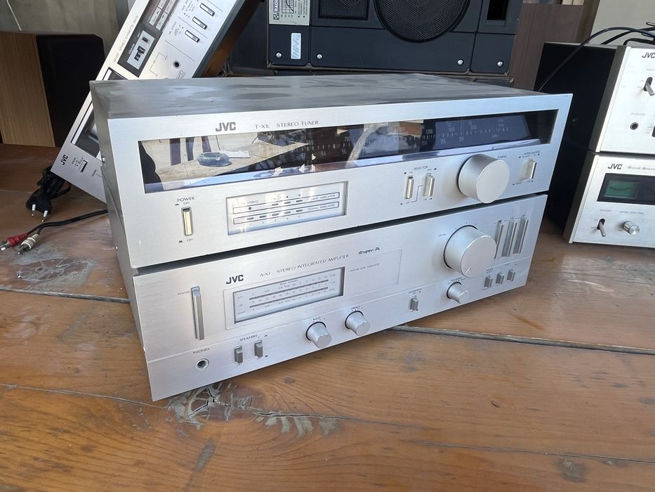 Amplificator si tuner JVC