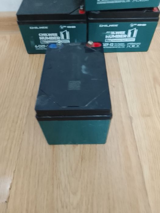 Продам срочно аккумулятор