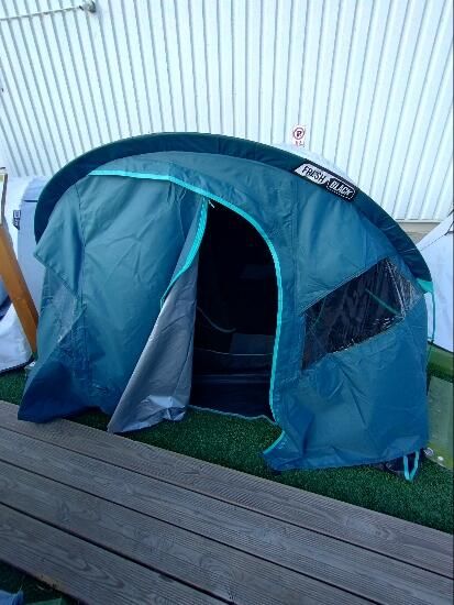 Cort de camping 3 locuri, Mh100 Xl Fresh - produs resigilat Decathlon