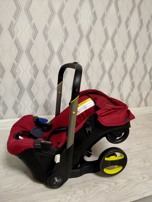 Продам коляску 3 в 1