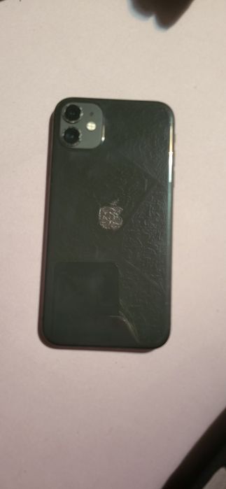 Vand iphone 11 .