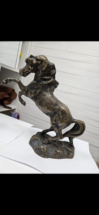 Cal bronz vechi, greu