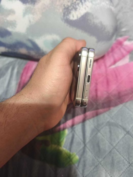 Samsung galaxy z flip 5