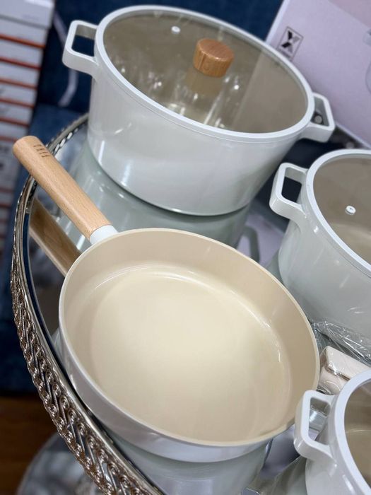 Фика корейская посуда