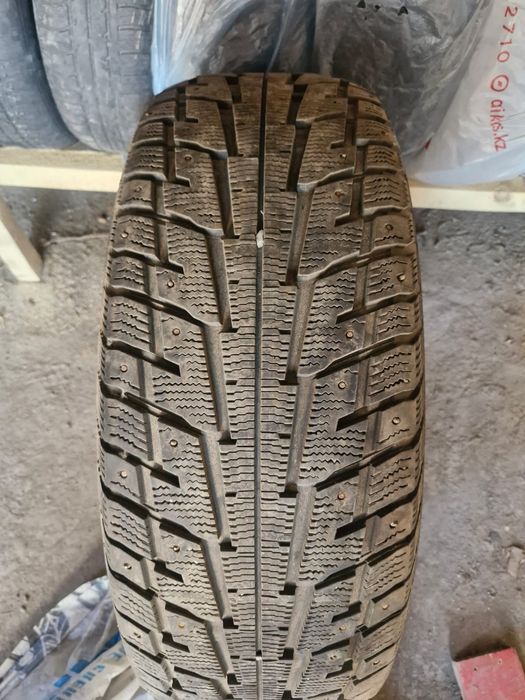 Продам шины зимние 2 шт