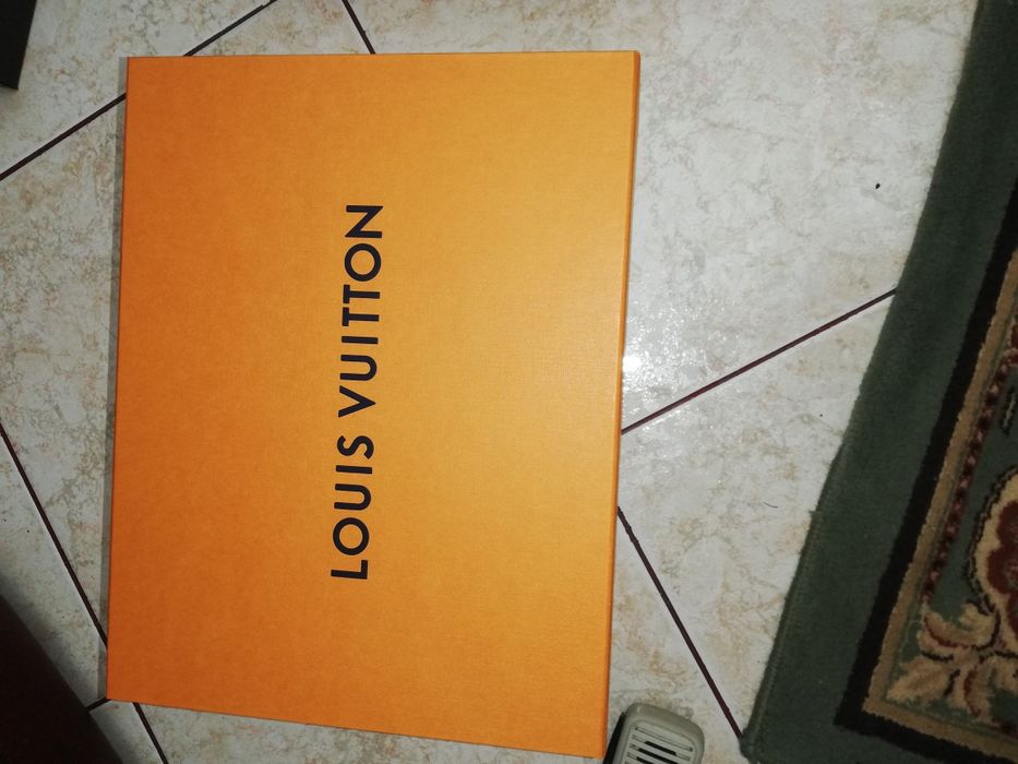 Vand ambalaje Louis Vuitton, Dolce & Gabana, Philip Plein, Billionaire