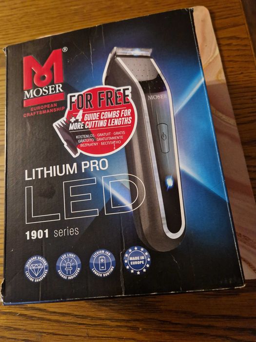 Aparat de tuns MOSER (WAHL) LITHIUM PRO LED  stare foarte buna