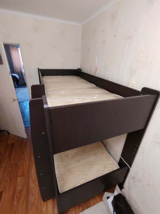 Продам кровать 2-х ярусную
