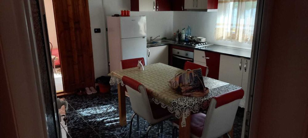 casă cu hala în zona Galați-Vănători de vânzare