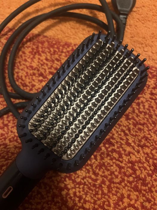 Perie electrica incalzita de indreptat parul Philips seria 5000