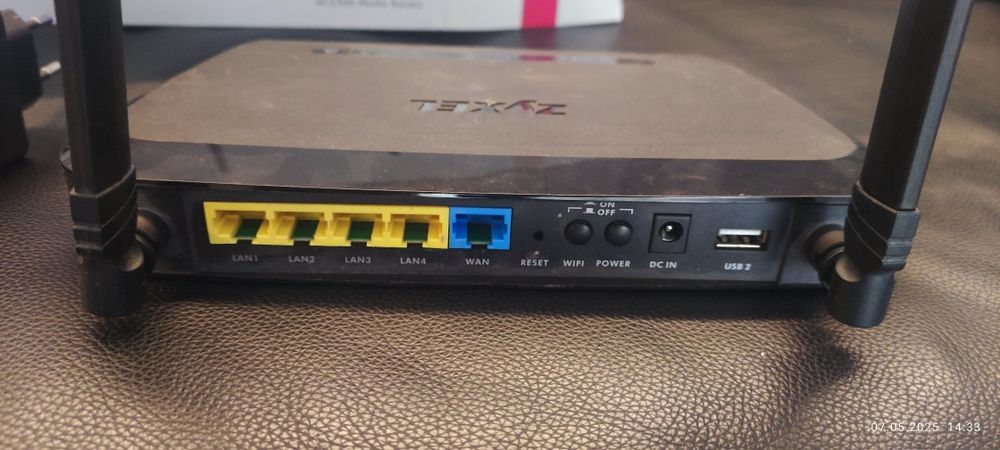 Рутер Zyxel NBG6616