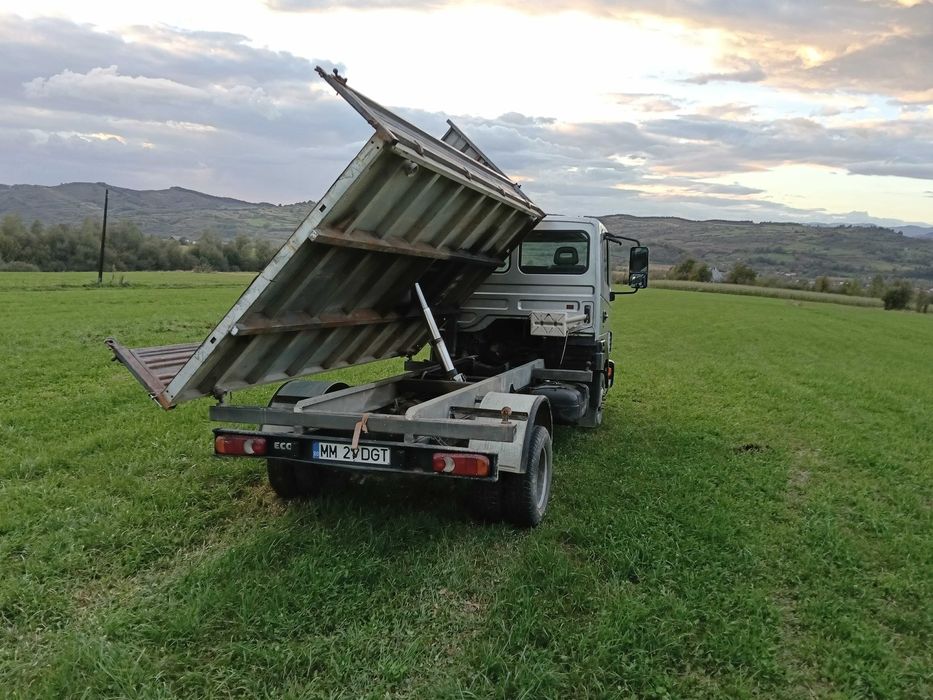 Nissan Atleon 3,5 T Tribasculabil 2007