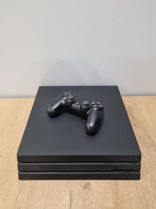 продам Playstation-4pro