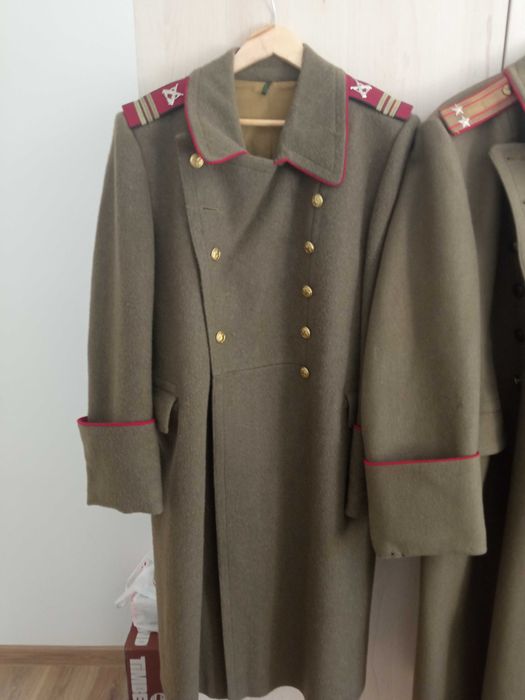 3 нови военни шинела
