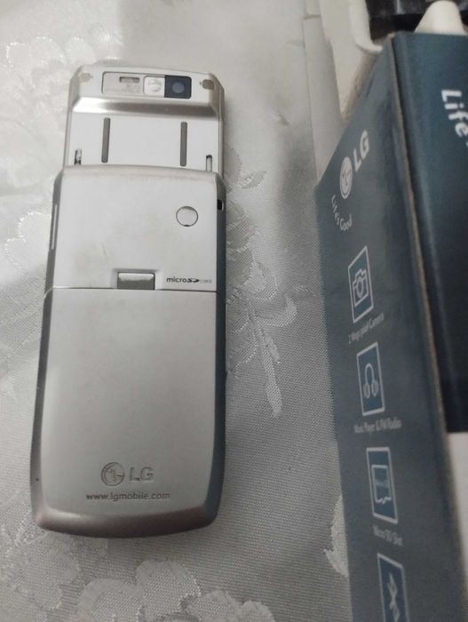 Telefon clapeta Lg KE 500