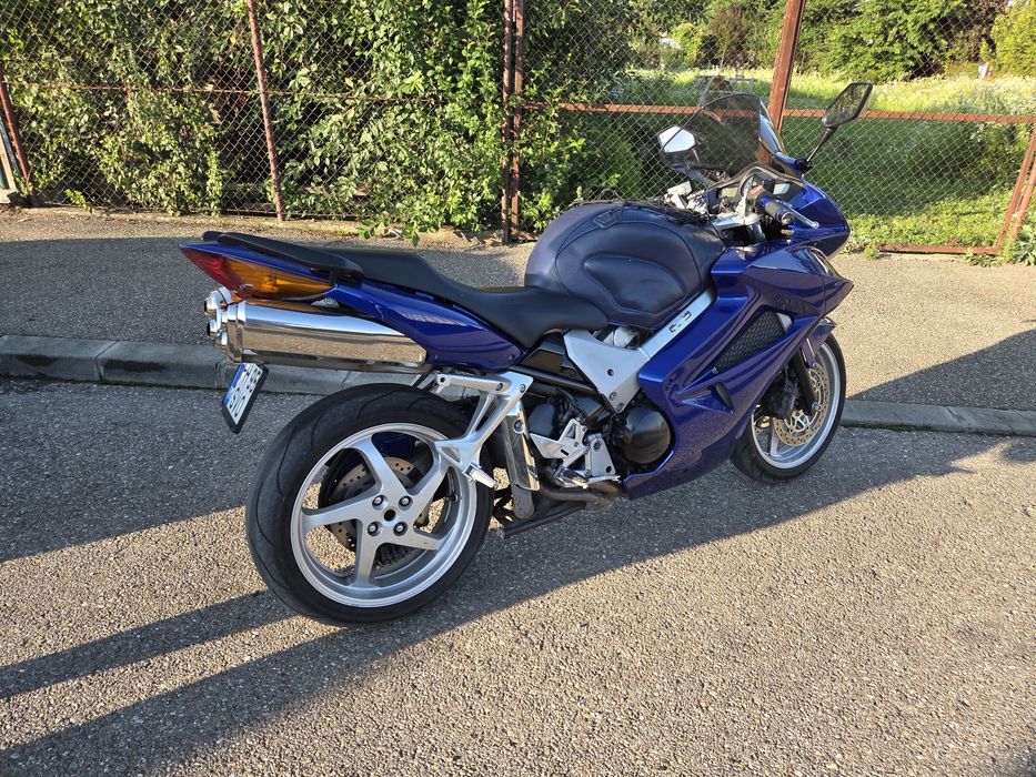 Honda VFR 800 VTEC