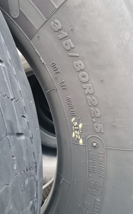 2 Anvelope Camion Directie Bridgestone 315/80 R22.5 Stare Impecabilă.