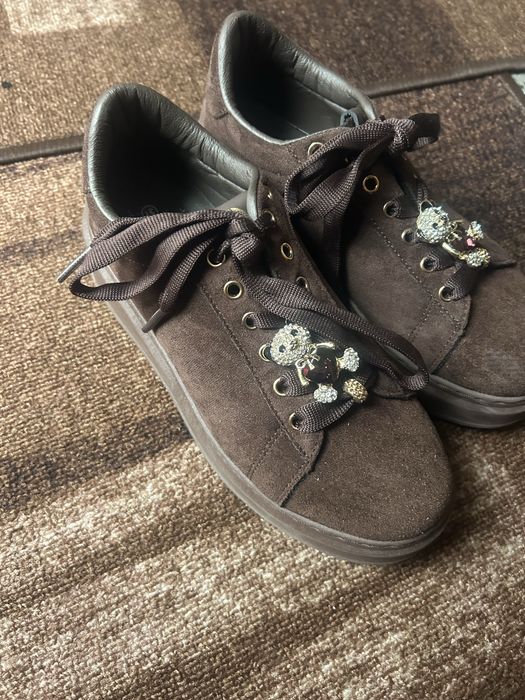 Дамски велурени кецове