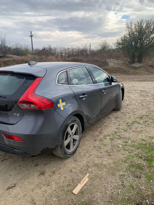 VOLVO V40 2013 — imagine 4