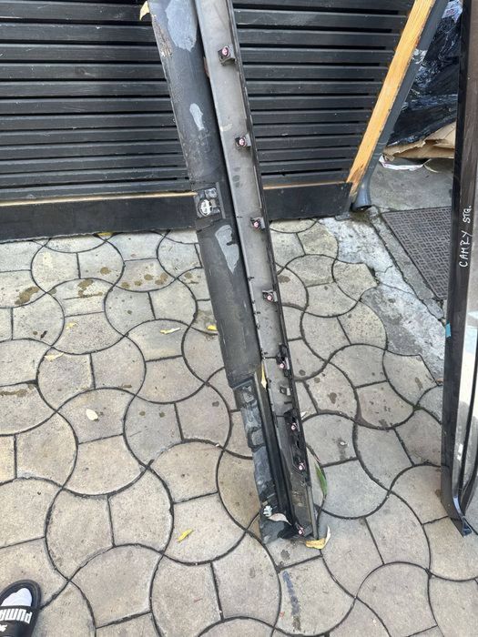 Ornament prag stanga Mazda 3 2019/2020/2021/2022/2023