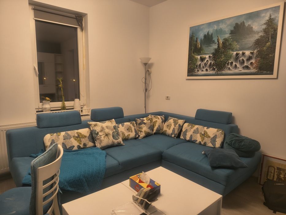 Inchiriez apartament cu 3 camere cu loc parcare acoperit zona fostelor unitati militare