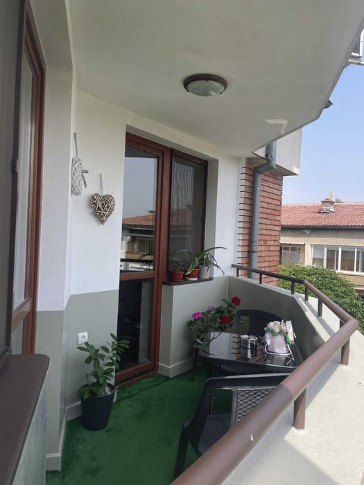 Продава се Двустаен апартамент в Плевен, Идеален център - 85 кв.м за 2589 €/кв.м - Снимка #5