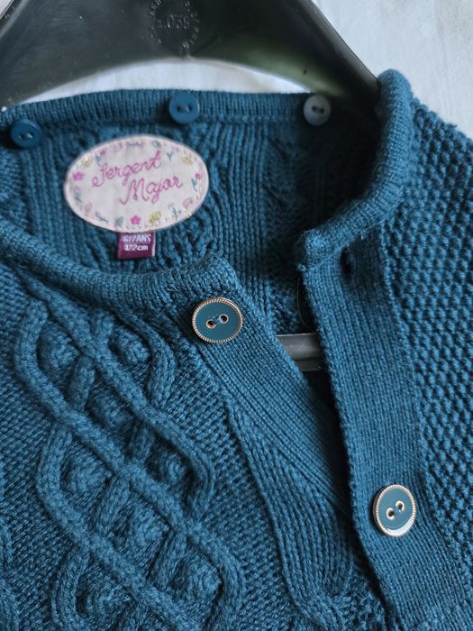 Красиво детско плетено пончо  на Sergent Major