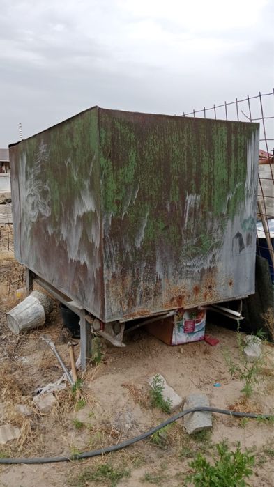 Продаю бачок срочна