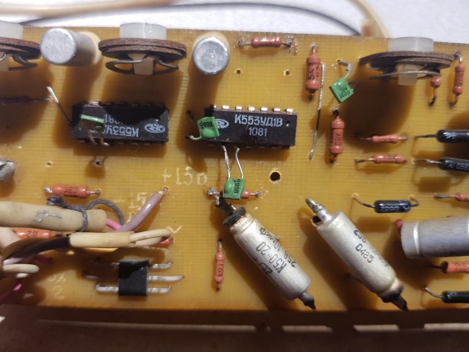 Индикаторы для катушечных магнитофонов