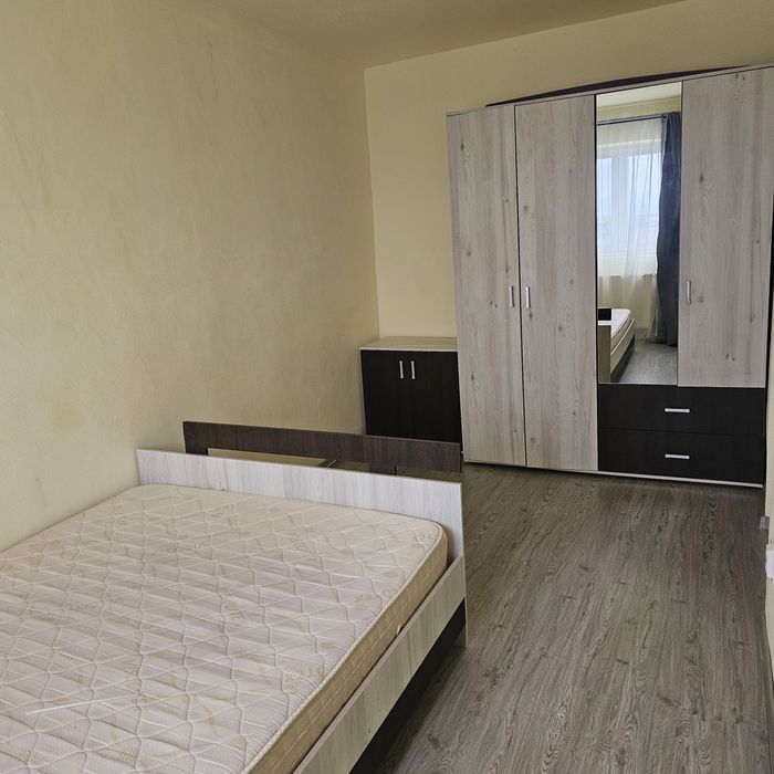 Inchiriez apartament 4 camere cetate -Transilvaniei