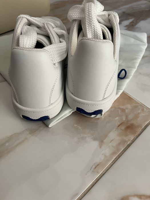 Burberry -обувки