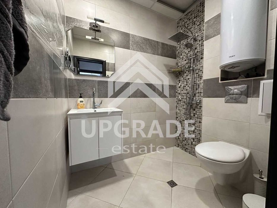 Продава се Тристаен апартамент в Пловдив, Южен - 64 кв.м за 1035 €/кв.м - Снимка #2