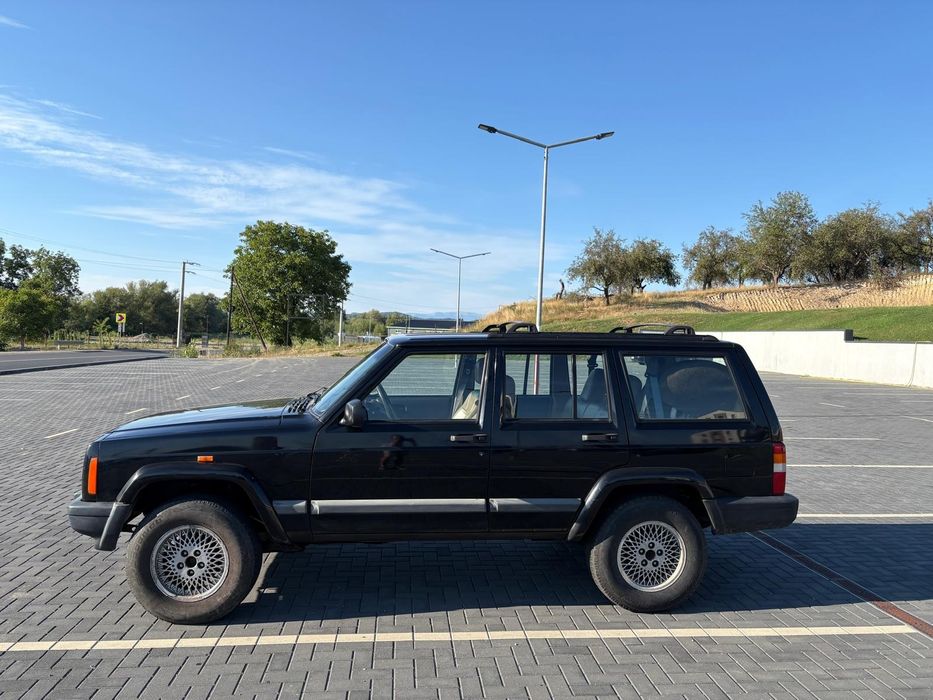 Jeep Cherokee XJ 4×4 2.5 diesel