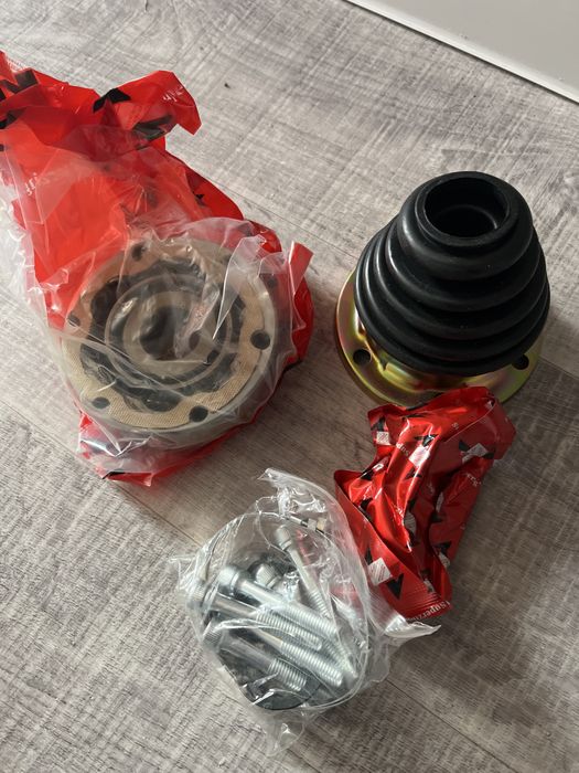 Продается внутренняя граната на пассат в3