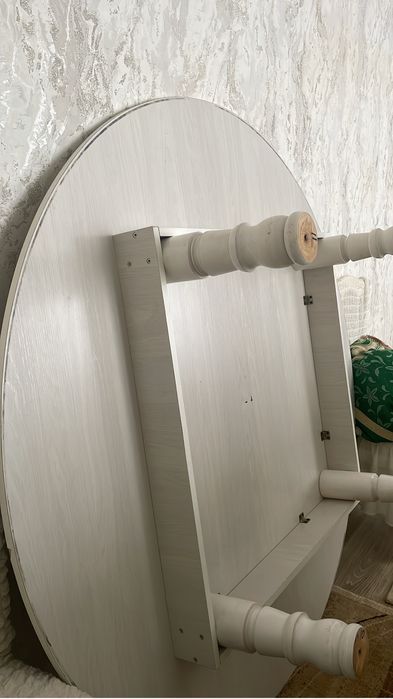 Продам стол недорого