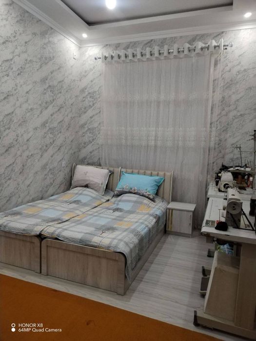 Кибрай туман бетонкадан 4-5 км кирганда Ункургонда 1,6 сотих участка