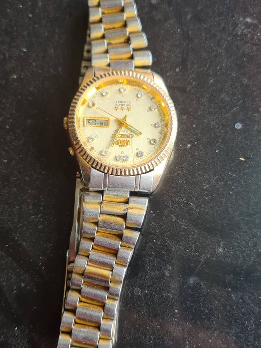 Часовник Orient 21 камака