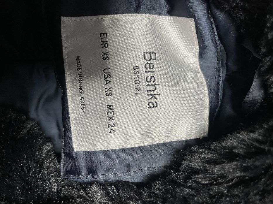 Bershka geaca marimea S