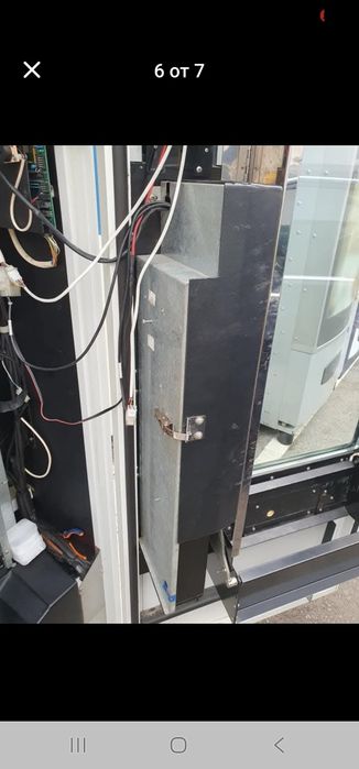 Продавам Хладилен FAS 6-ца