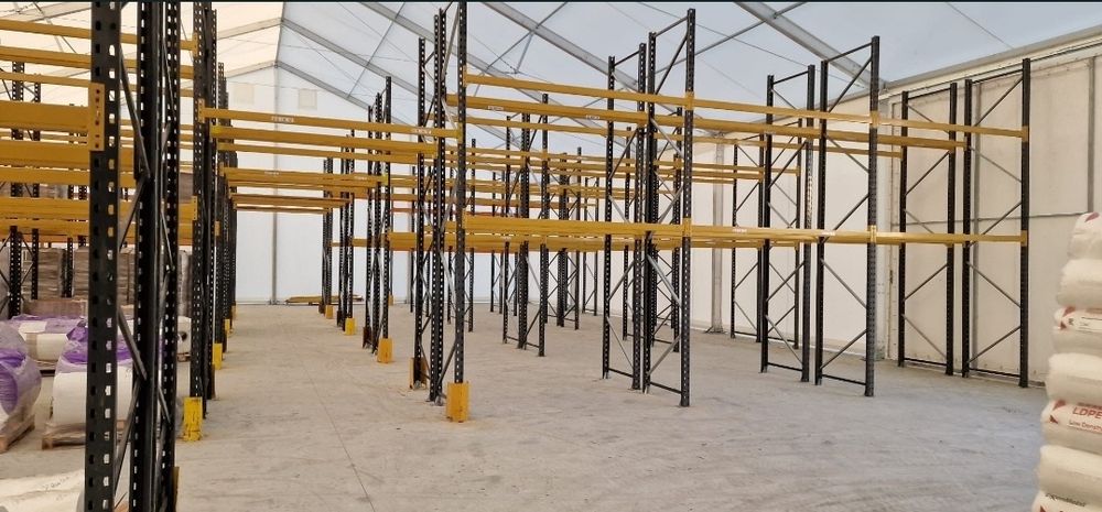 Rafturi metalice industriale depozitare 4x9Rafturi pentru depozitarea