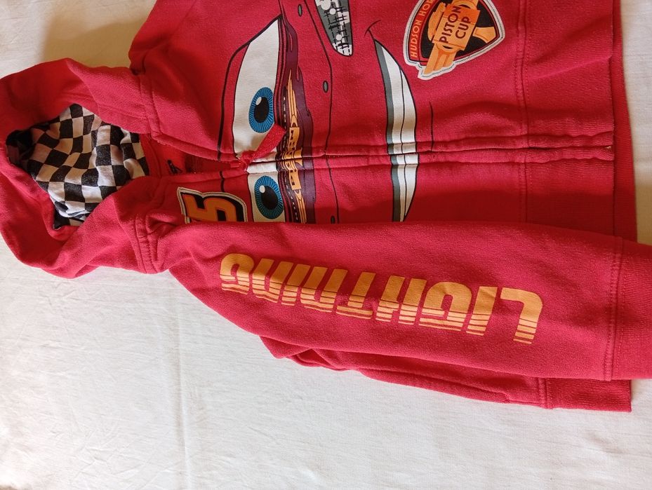 Детски суитшърт и блузка