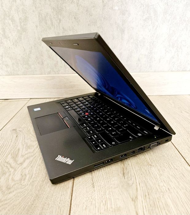 Лаптоп Lenovo Thinkpad E15 10gen i7/8GB RAM/500GB - БЕЗПЛАТНА ДОСТАВКА