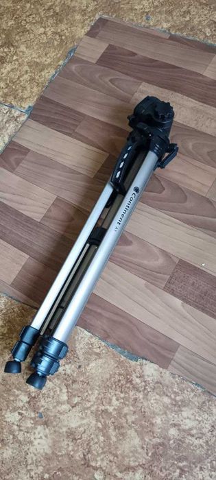 Продам Штатив для фотоаппарата