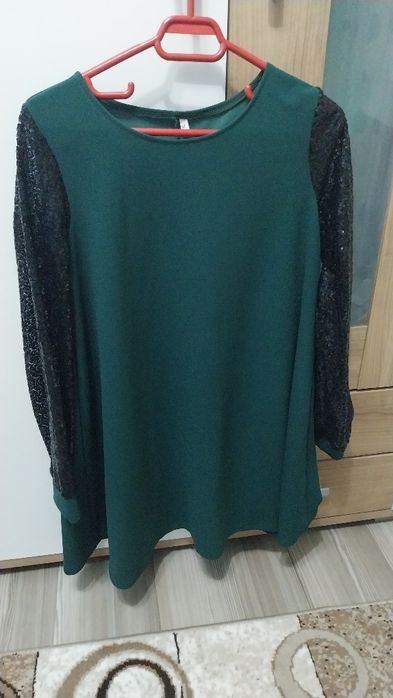 Rochie nouă fără eticheta mărimea M