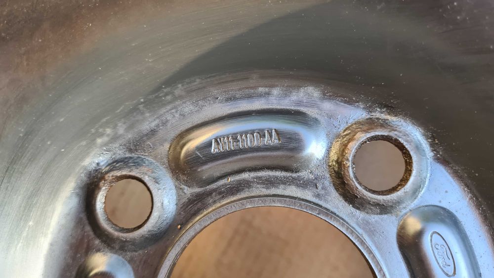 Roti/Jante orig. Ford B-Max Tourneo Transit Courier | 185/60 R15