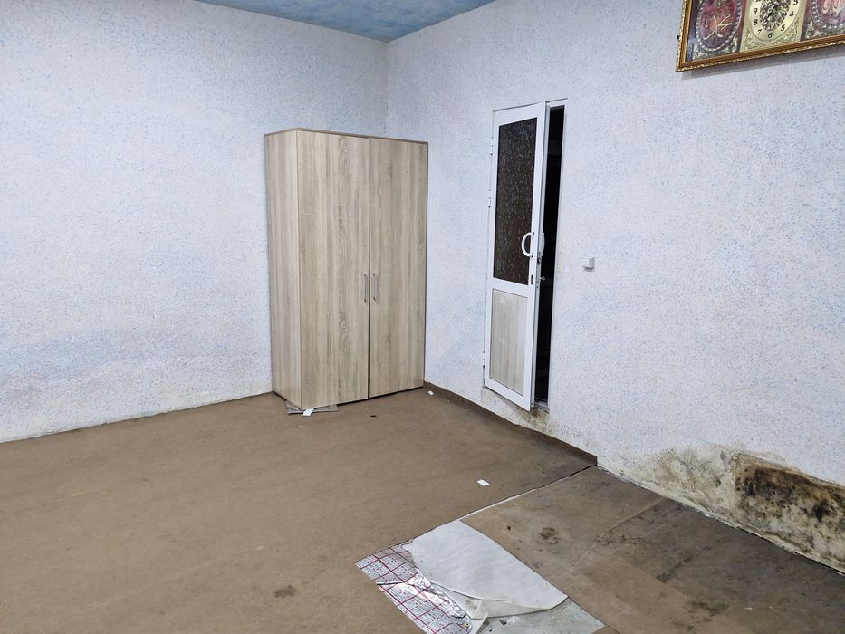 Ижарага Бино Берилади,хоналарни алохида олсаям булади